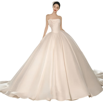 A Strapless Dress With A Big Train - Durage Collection